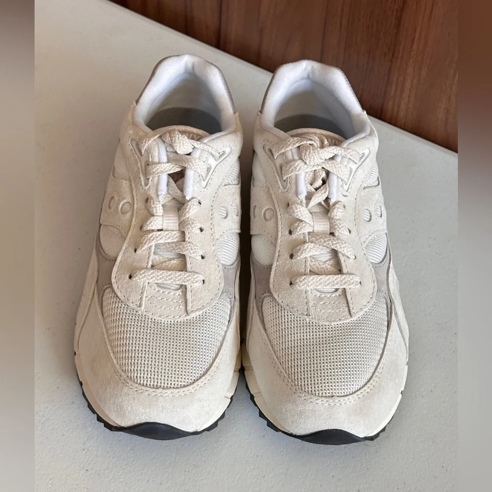 Like New! Saucony SHADOW Men’s Trainers Low top Size 7